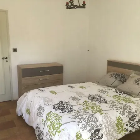 Lei Bourroun Avec Piscine Chauffee 8 Personnes. Villa *
